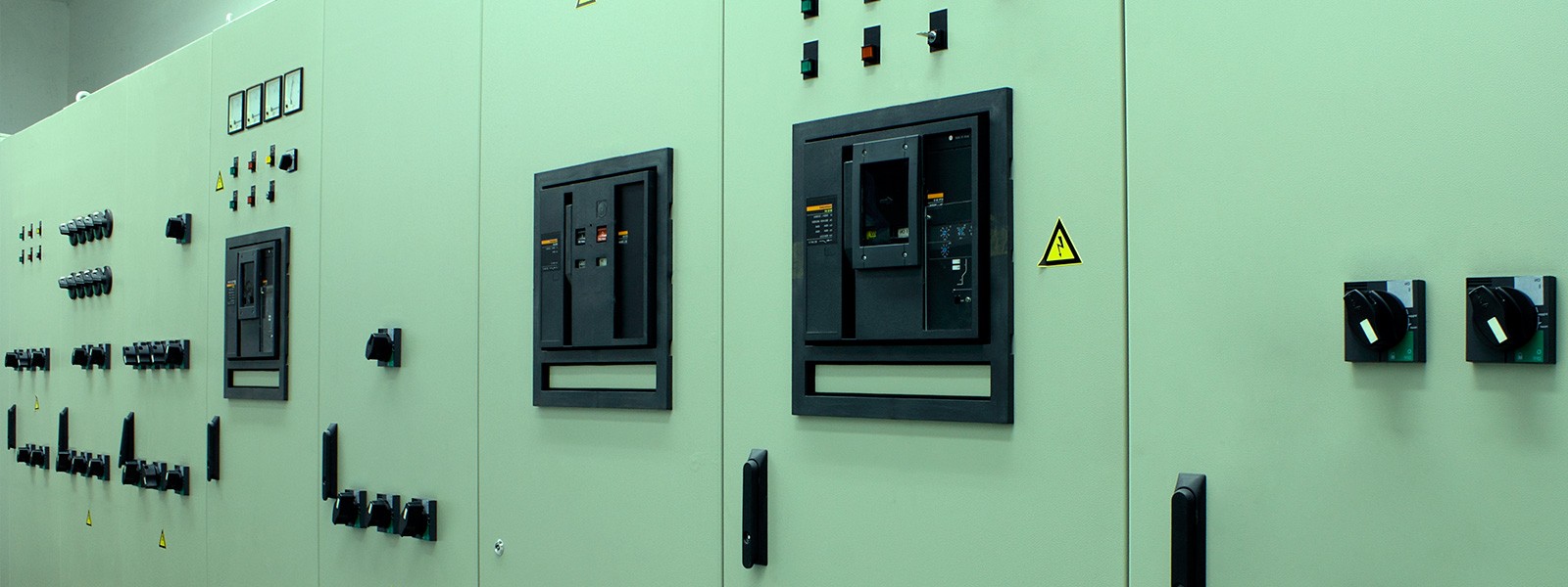 Мы являемся официальным представителем компании Eltek c 2009 года
Детальней