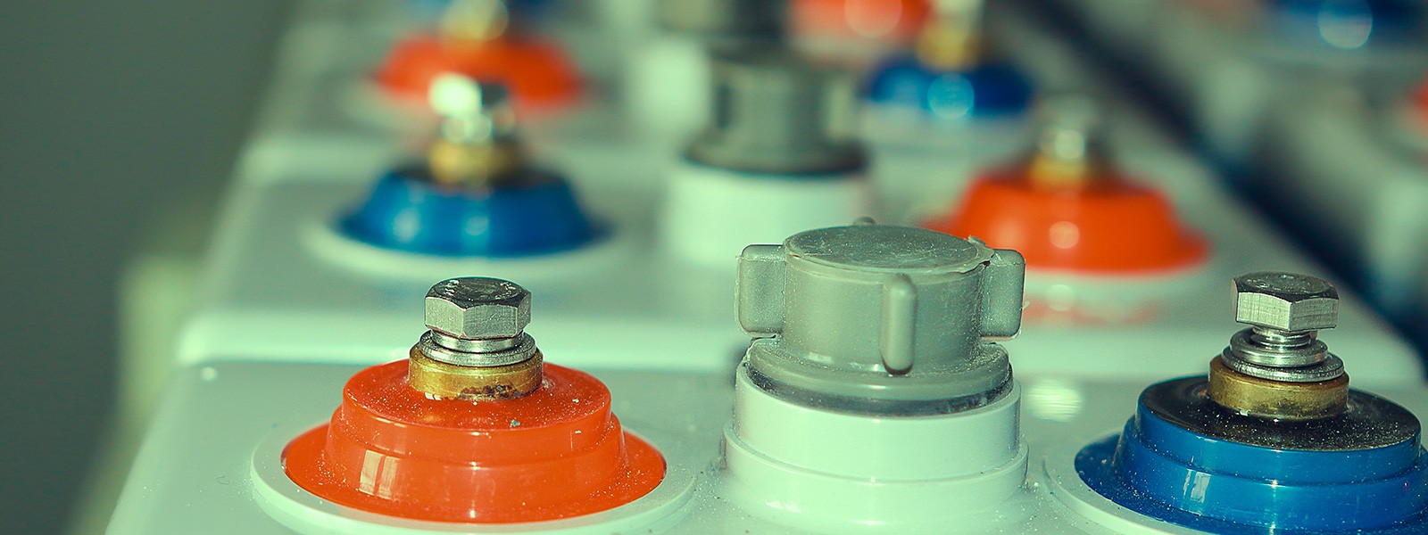 Мы предлагаем широкий выбор аккумуляторов, которые зарекомендовали себя на европейском и общемировом рынке с наилучшей стороны Детальнее